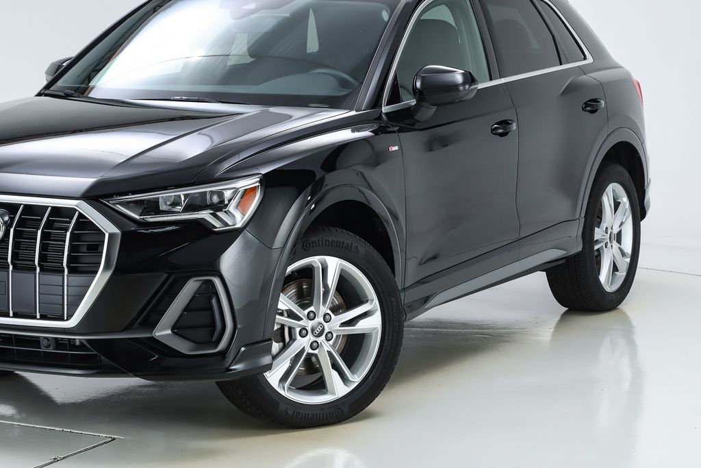 2024 Audi Q3 Premium Plus S line photo 3