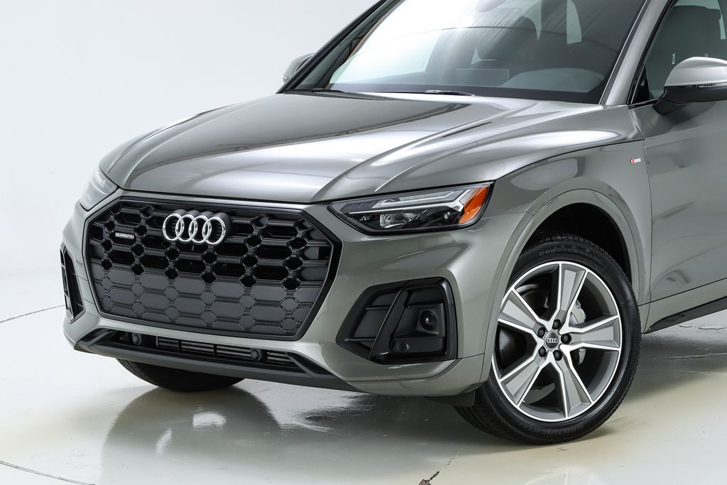 2025 Audi Q5 45 S line Premium photo 2