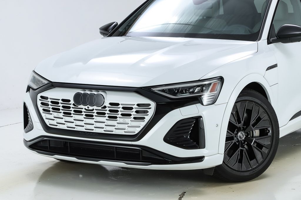 Used 2024 Audi Q8 e-tron Prestige SUV