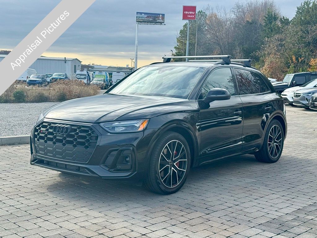 2024 Audi SQ5 Premium Plus photo 3