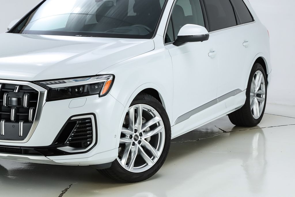 Used 2025 Audi Q7 55 Prestige SUV