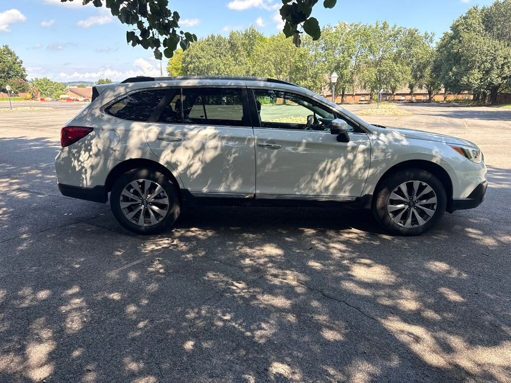 Used 2017 Subaru Outback 2.5i SUV