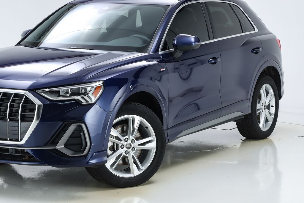 2024 Audi Q3 Premium Plus S line photo 3