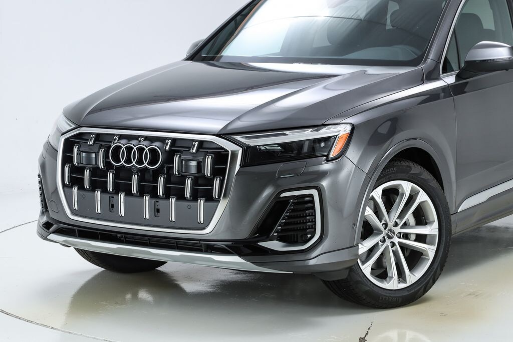 New 2026 Audi Q7 55 Premium Plus SUV