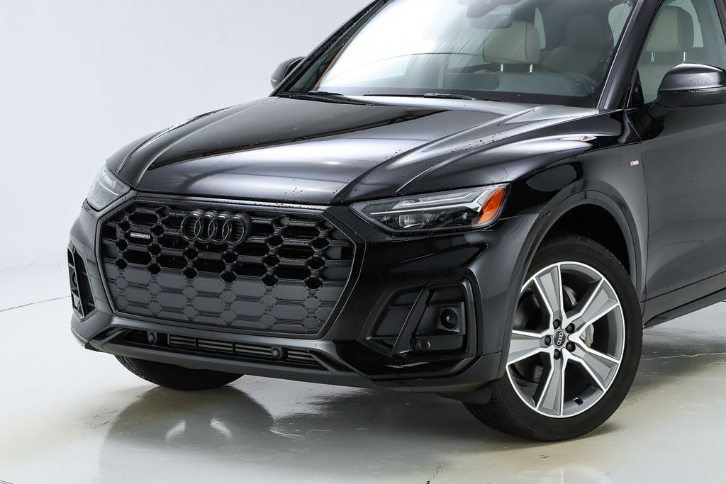 2025 Audi Q5 45 S line Premium photo 2