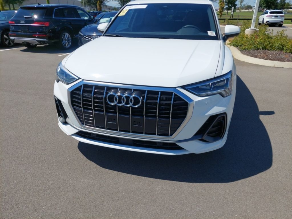 2024 Audi Q3 Premium Plus S line photo 3