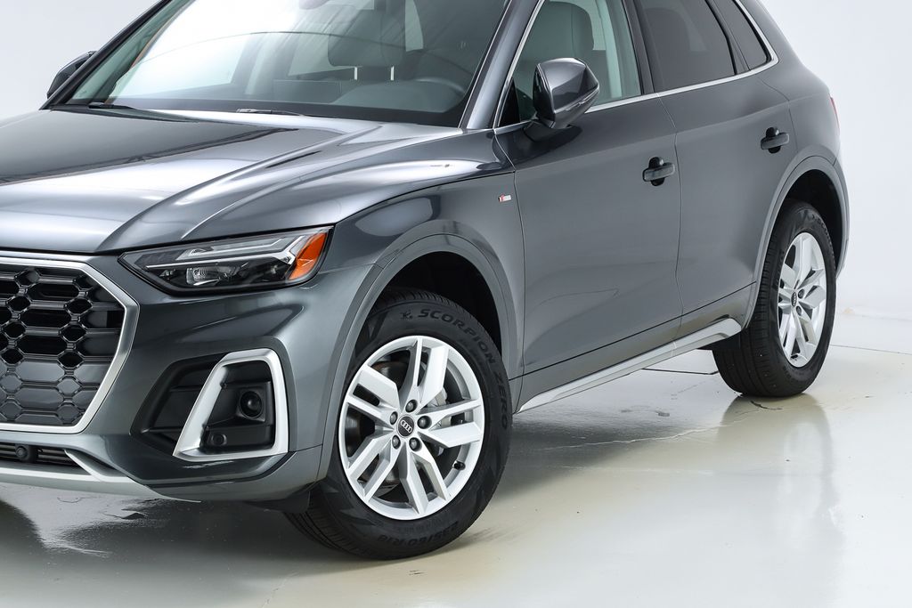 2024 Audi Q5 45 S line Premium photo 3