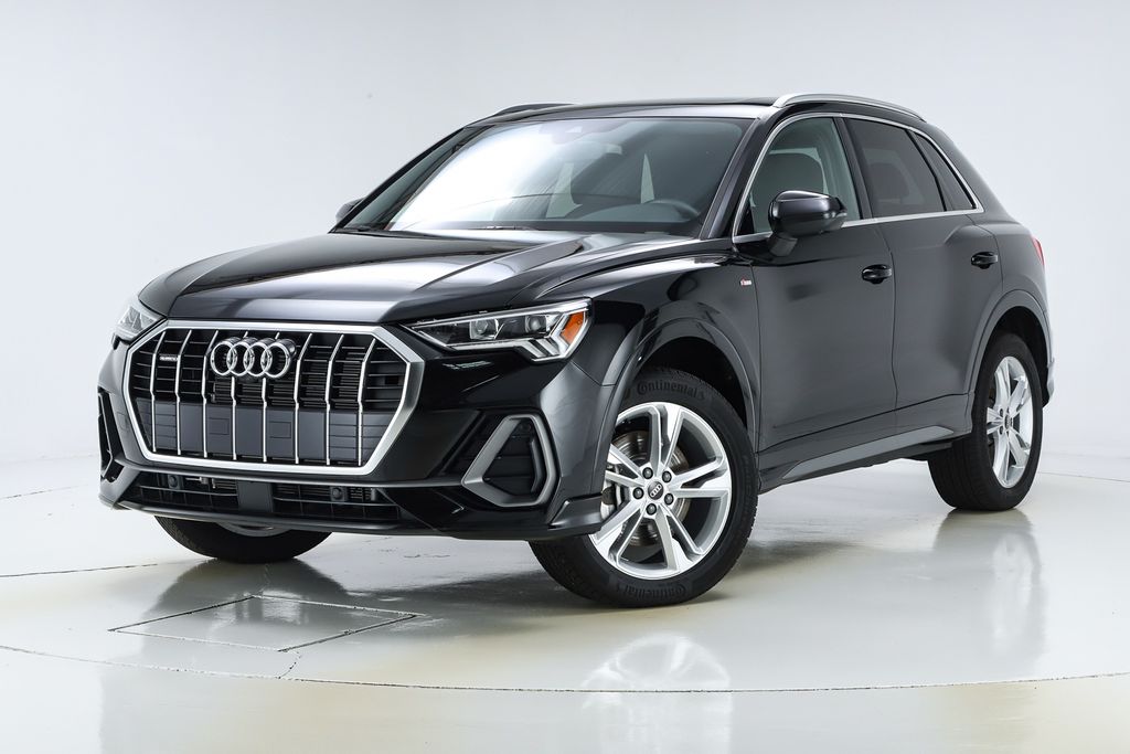 2024 Audi Q3 Premium Plus S line photo 4