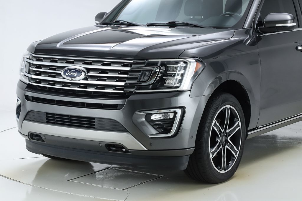 2021 Ford Expedition MAX Limited photo 2