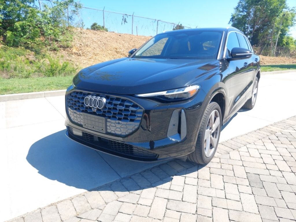 Used 2025 Audi Q5 2.0T Premium Plus SUV
