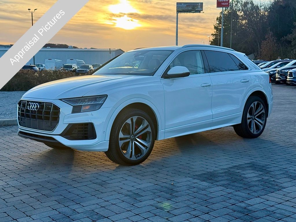 2019 Audi Q8 Prestige photo 3