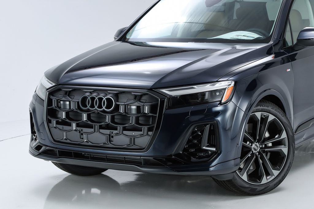 New 2026 Audi Q7 SUV