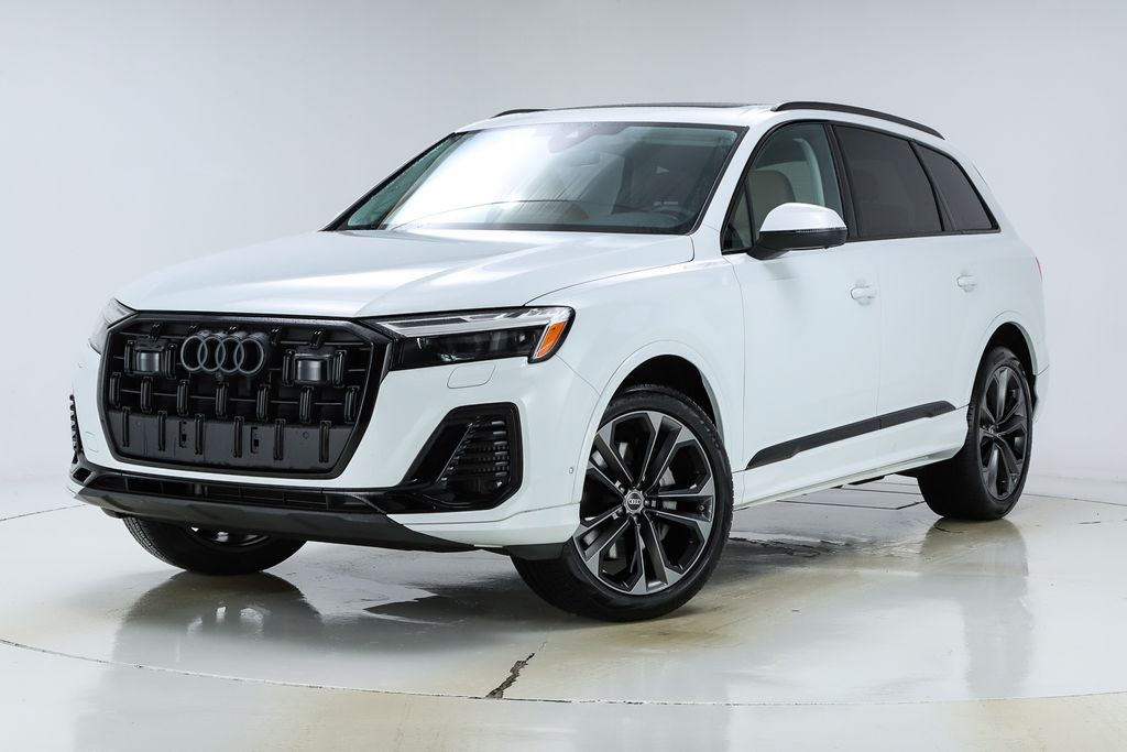 2025 Audi Q7 55 Premium Plus photo 4