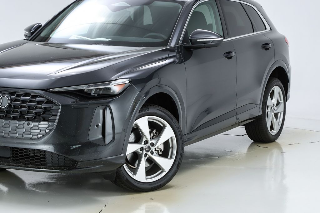 2025 Audi Q5 2.0T Premium Plus photo 3