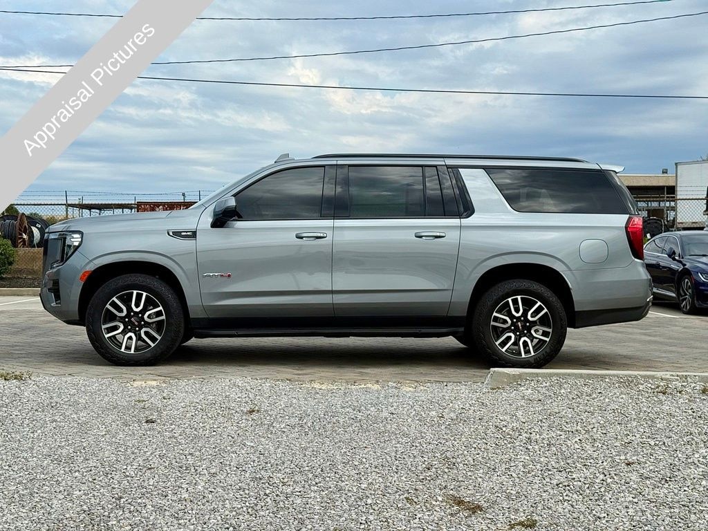 Used 2023 GMC Yukon XL AT4 SUV