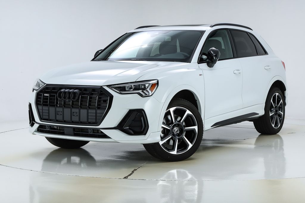 2025 Audi Q3 Premium Plus S line photo 4