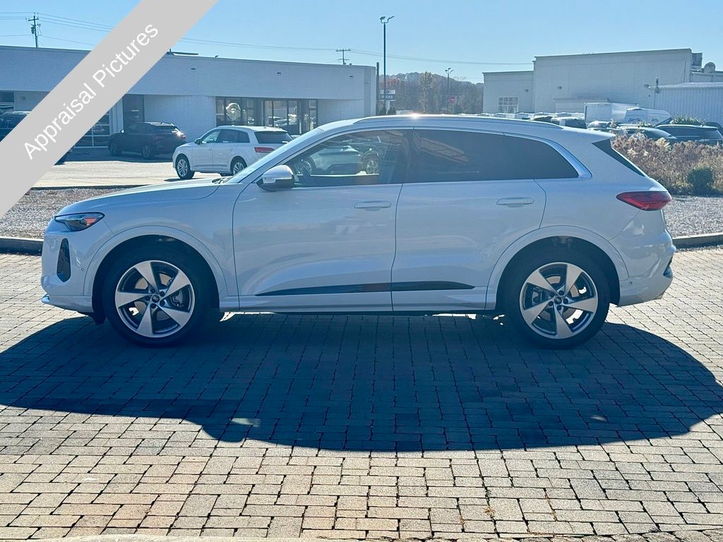 2025 Audi Q5 2.0T Prestige Premium photo 4