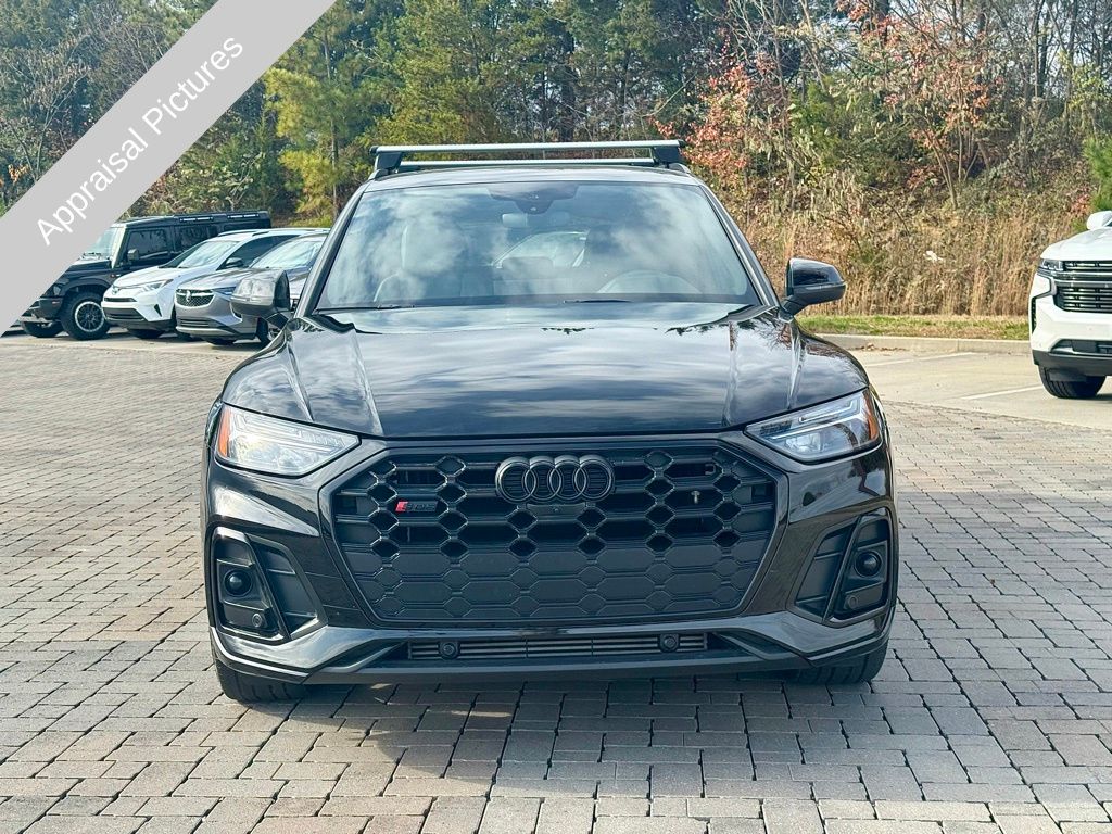 2024 Audi SQ5 Premium Plus photo 2