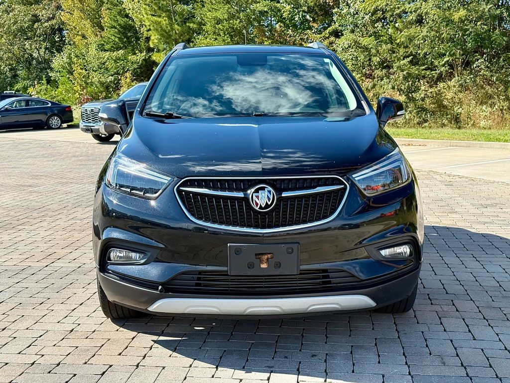 2017 Buick Encore Essence photo 2