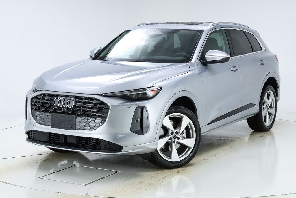 2025 Audi New Q5 Premium Plus's photo