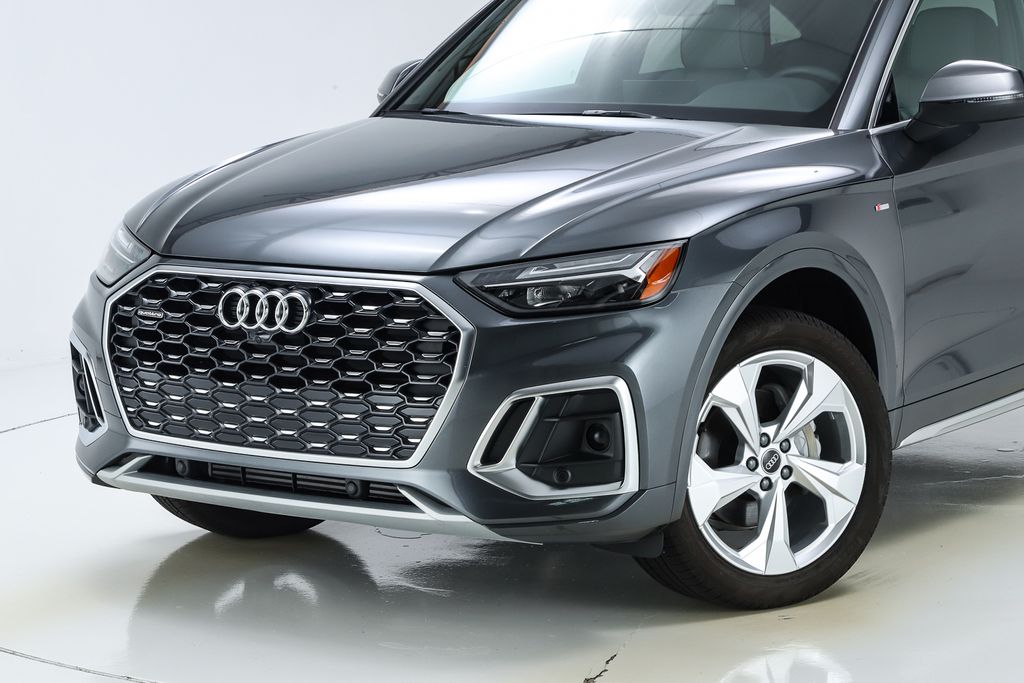 2024 Audi Q5 Sportback 45 S line Premium photo 2
