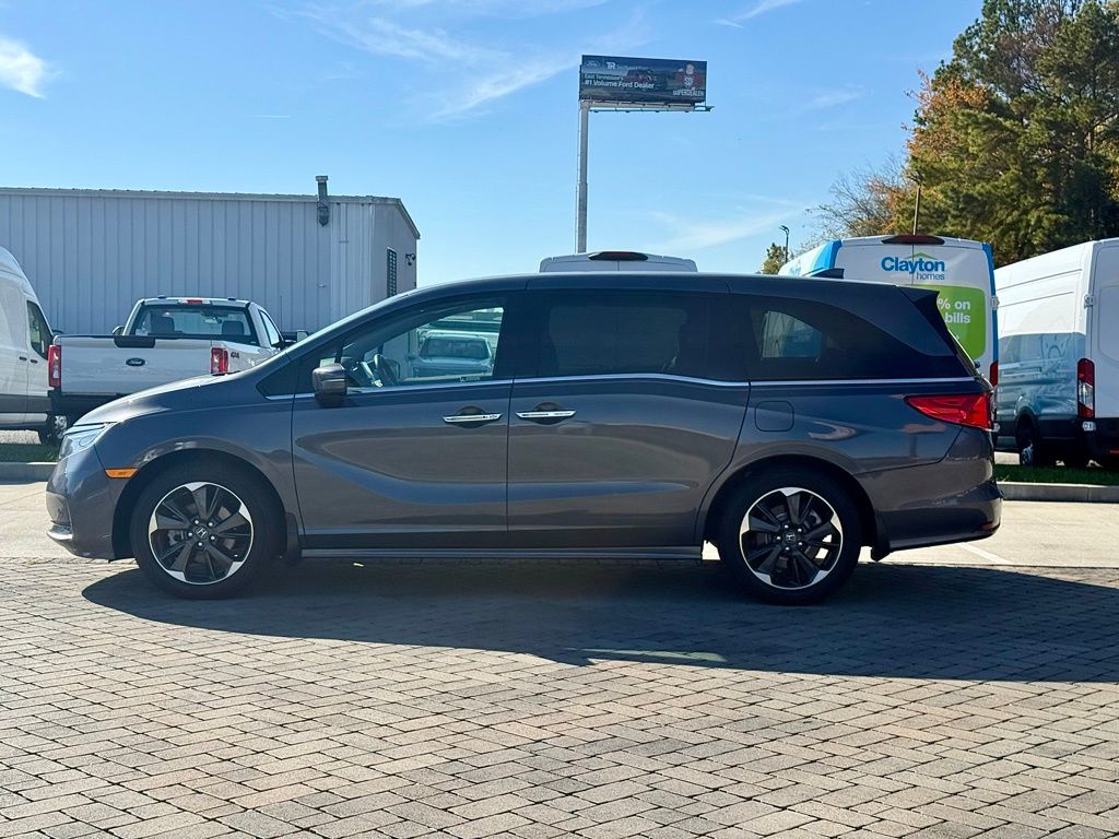 2024 Honda Odyssey Elite photo 4