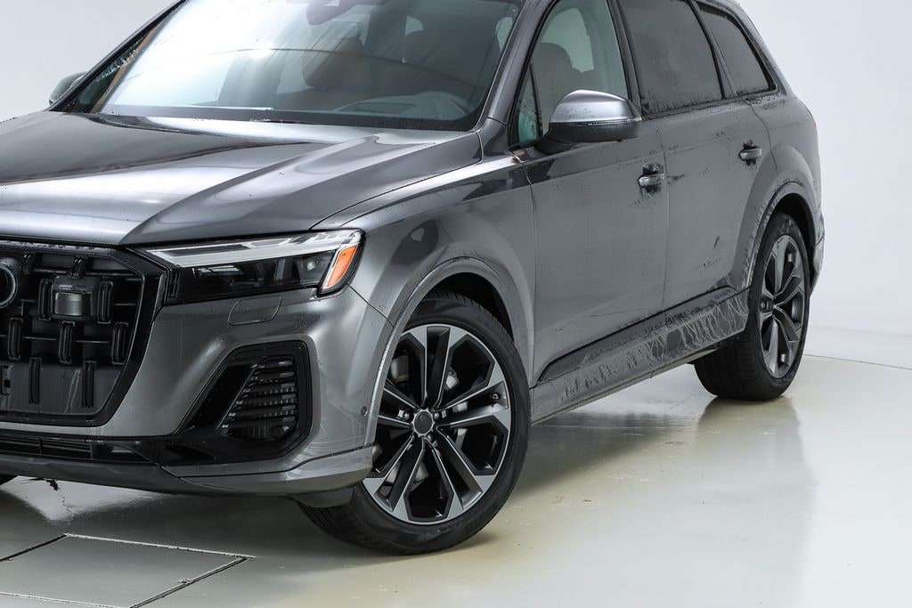 New 2026 Audi Q7 55 Prestige SUV