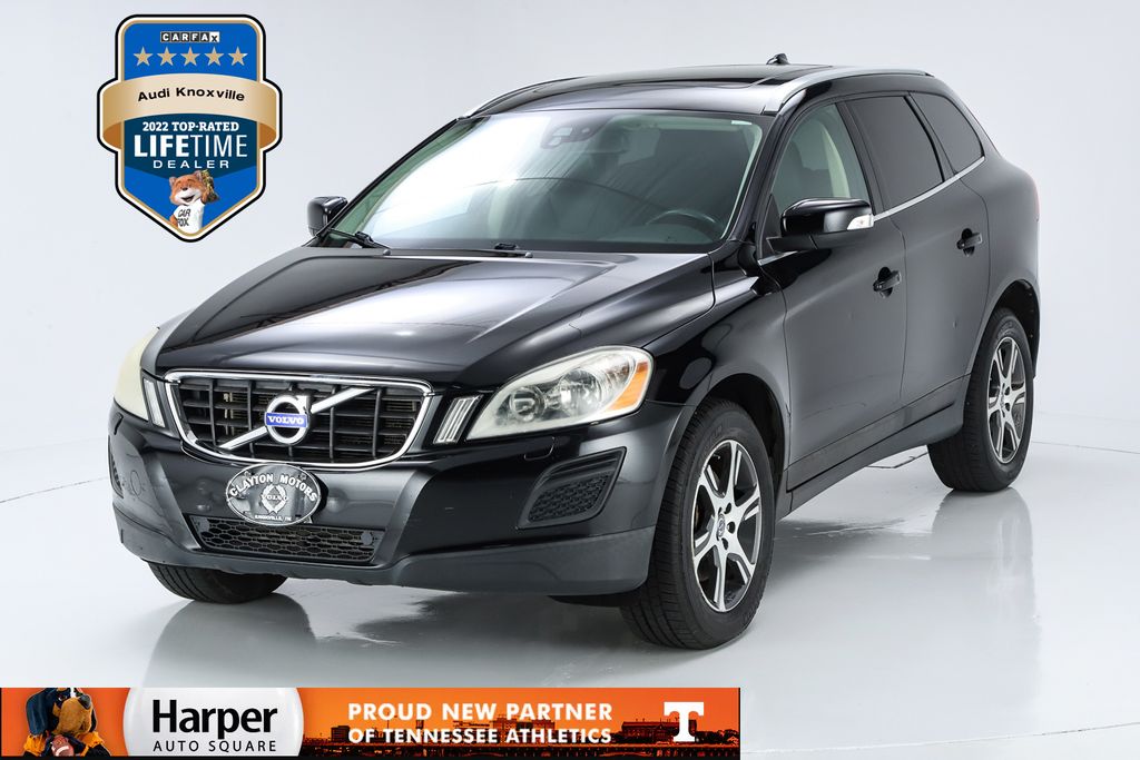 Pre-Owned 2013 Volvo XC60 T6