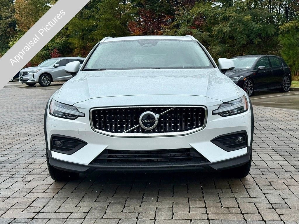 Used 2026 Volvo V60 Cross Country B5 Plus Wagon