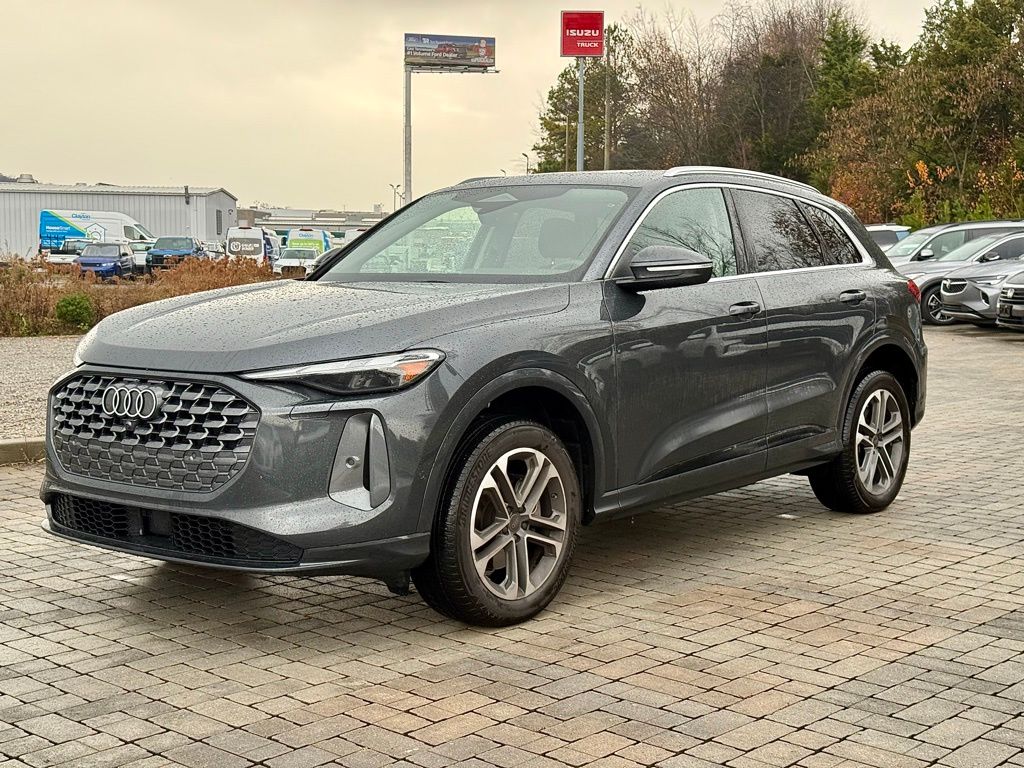 2025 Audi Q5 2.0T Premium photo 3