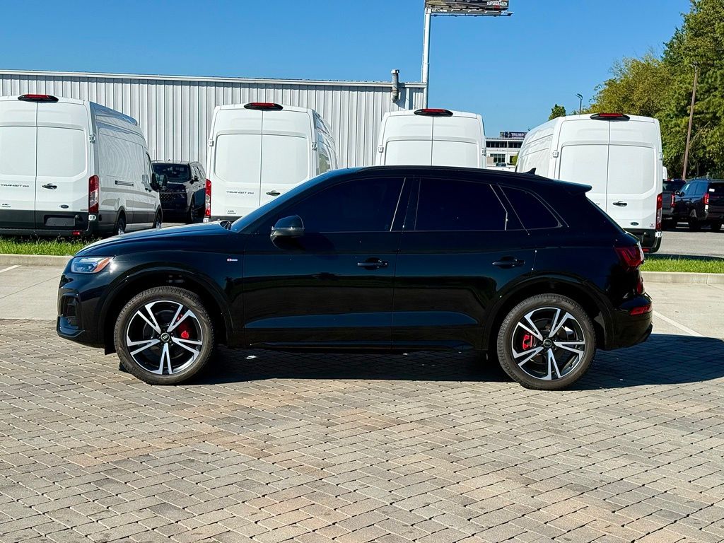 2025 Audi Q5 45 S line Premium Plus photo 3