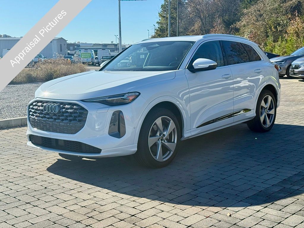 2025 Audi Q5 2.0T Prestige Premium photo 3