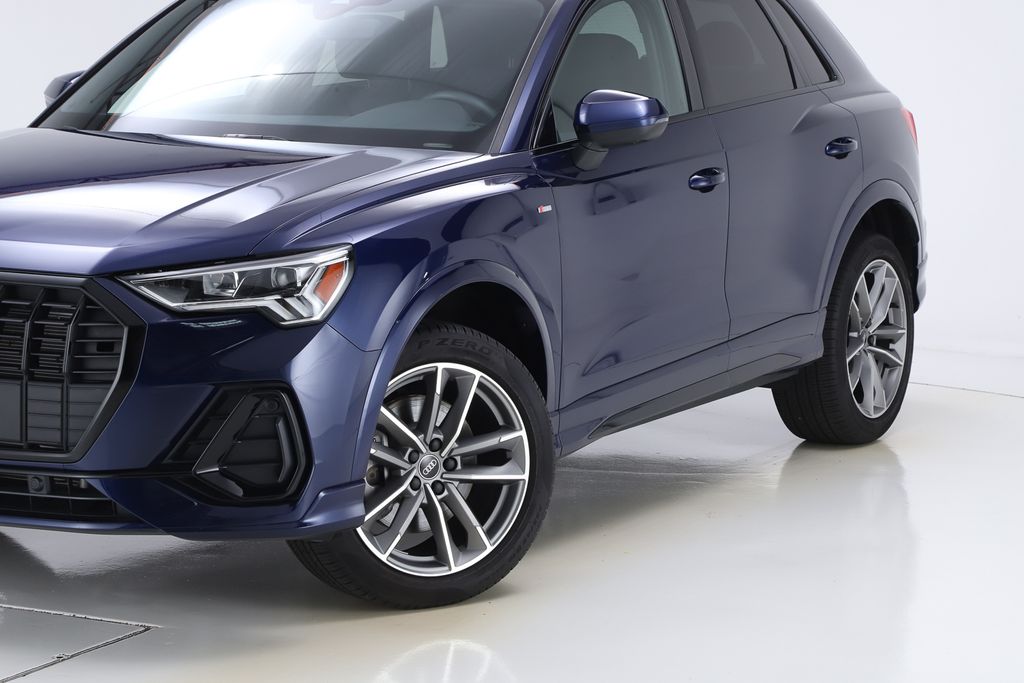 2024 Audi Q3 Premium Plus S line photo 3
