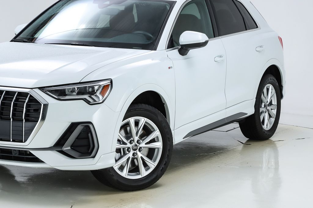 2024 Audi Q3 Premium Plus S line photo 3