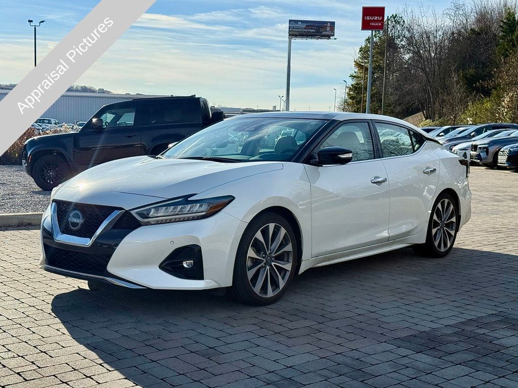 2023 Nissan Maxima Platinum photo 3
