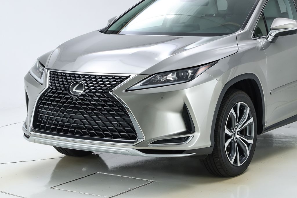 2021 Lexus RX 350L photo 2