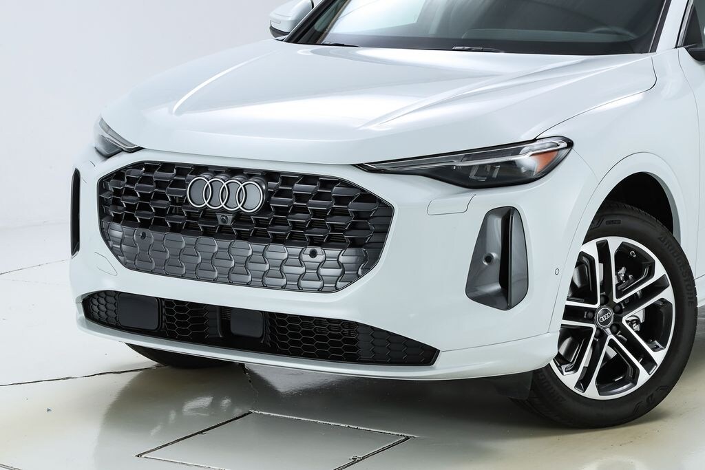 Used 2025 Audi Q5 2.0T Premium Plus SUV