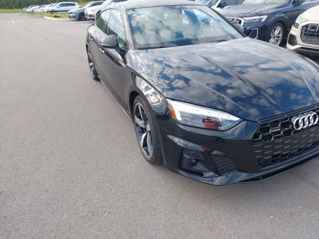 2025 Audi A5 45 S line Premium Plus Quattro photo 4