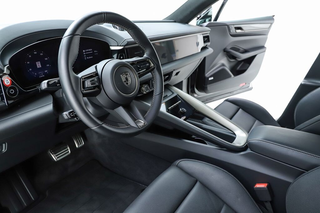 Certified 2025 Porsche Macan Electric Turbo SUV