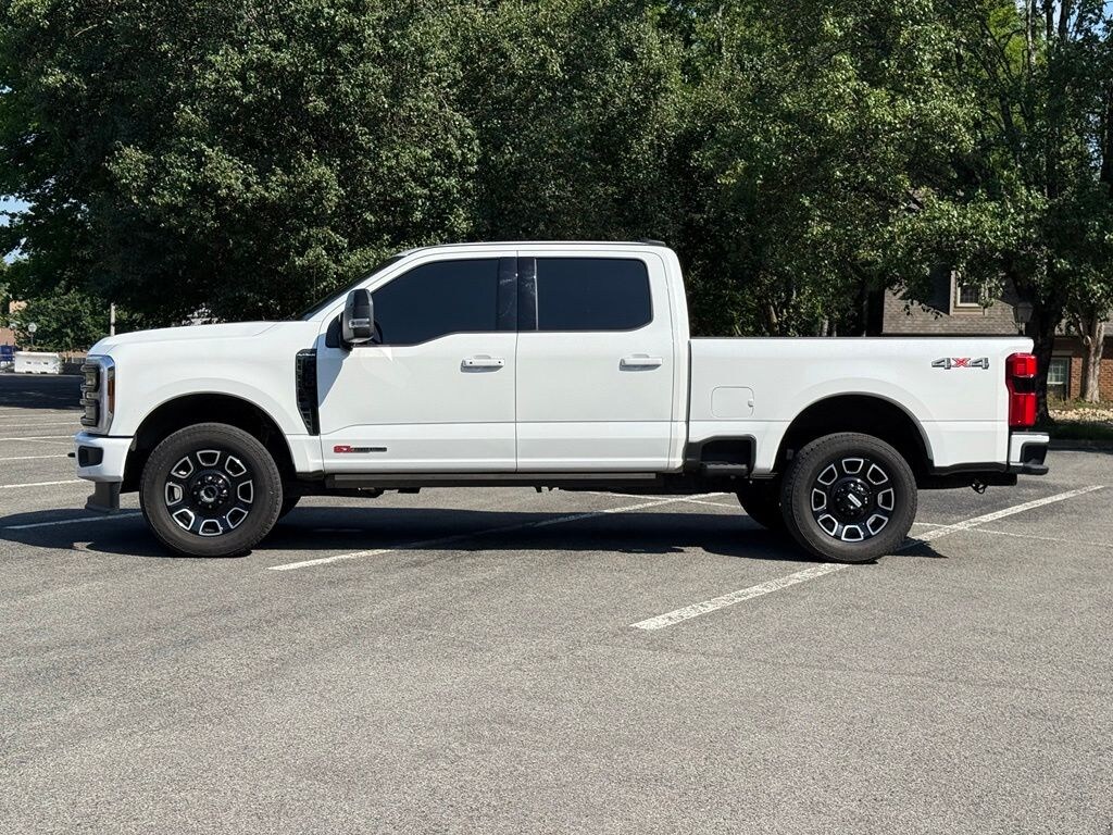 Used 2025 Ford F-350SD Platinum Truck