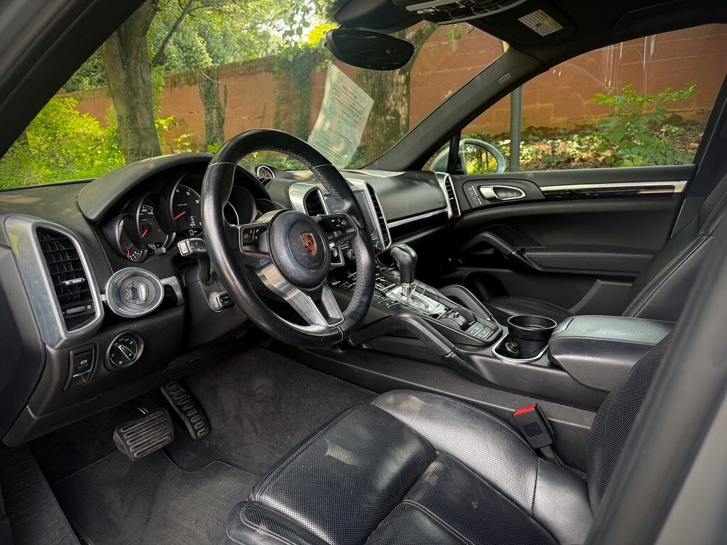 Used 2017 Porsche Cayenne Platinum Edition SUV