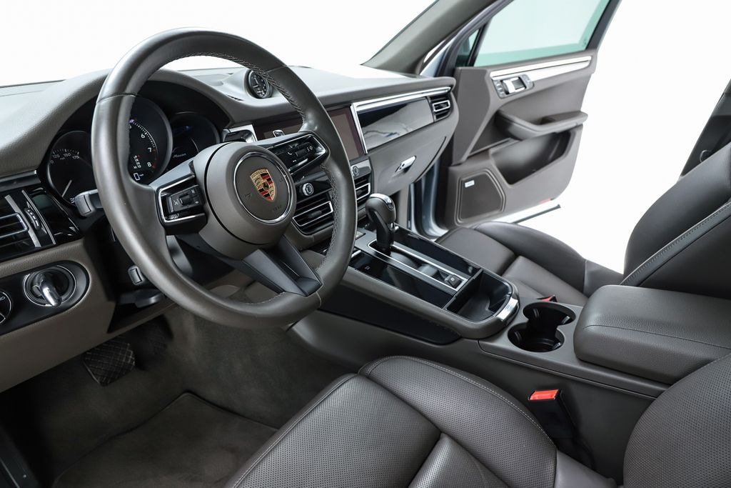 Certified 2024 Porsche Macan SUV
