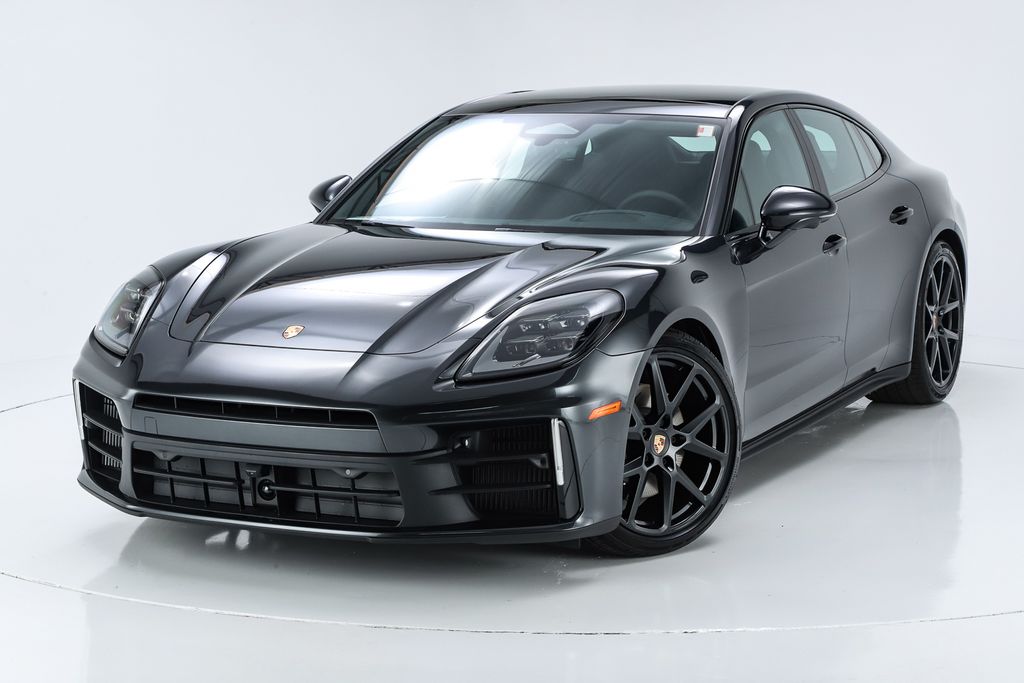 2026 Porsche Panamera Base