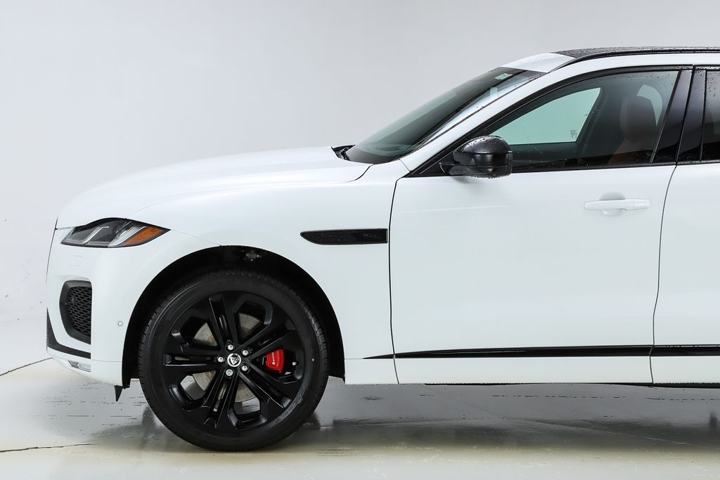 2026 Jaguar F-PACE P400 R-Dynamic S photo 3