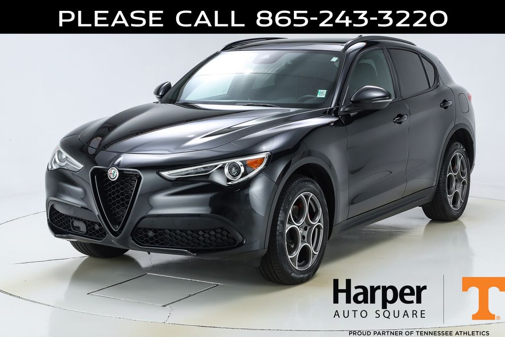 2023 Alfa Romeo Stelvio Sprint