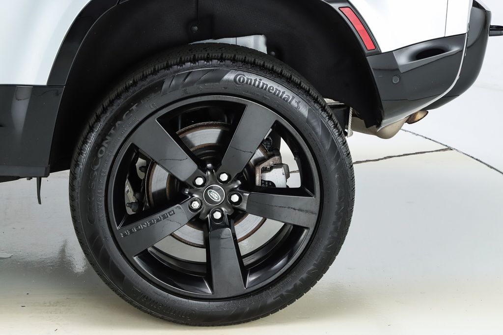 2023 Land Rover Defender X-Dynamic SE - Photo 9