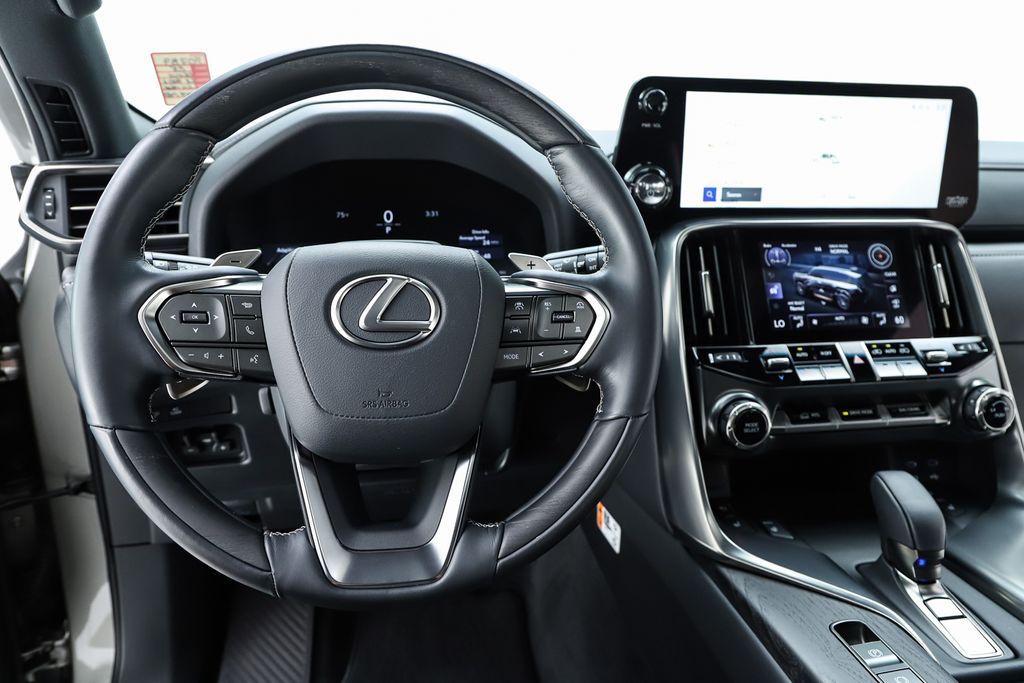 2025 Lexus LX Luxury - Photo 25