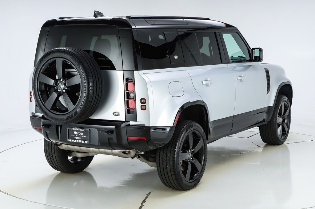 2023 Land Rover Defender X-Dynamic SE - Photo 13
