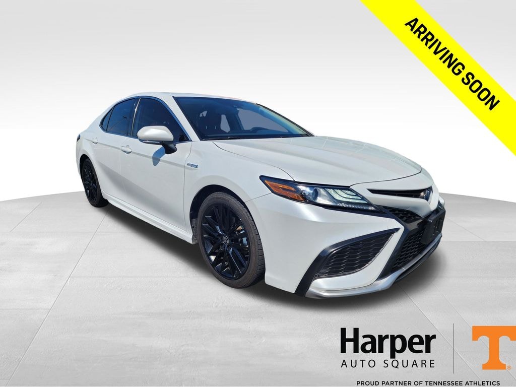 Used 2021 Toyota Camry Hybrid XSE Sedan