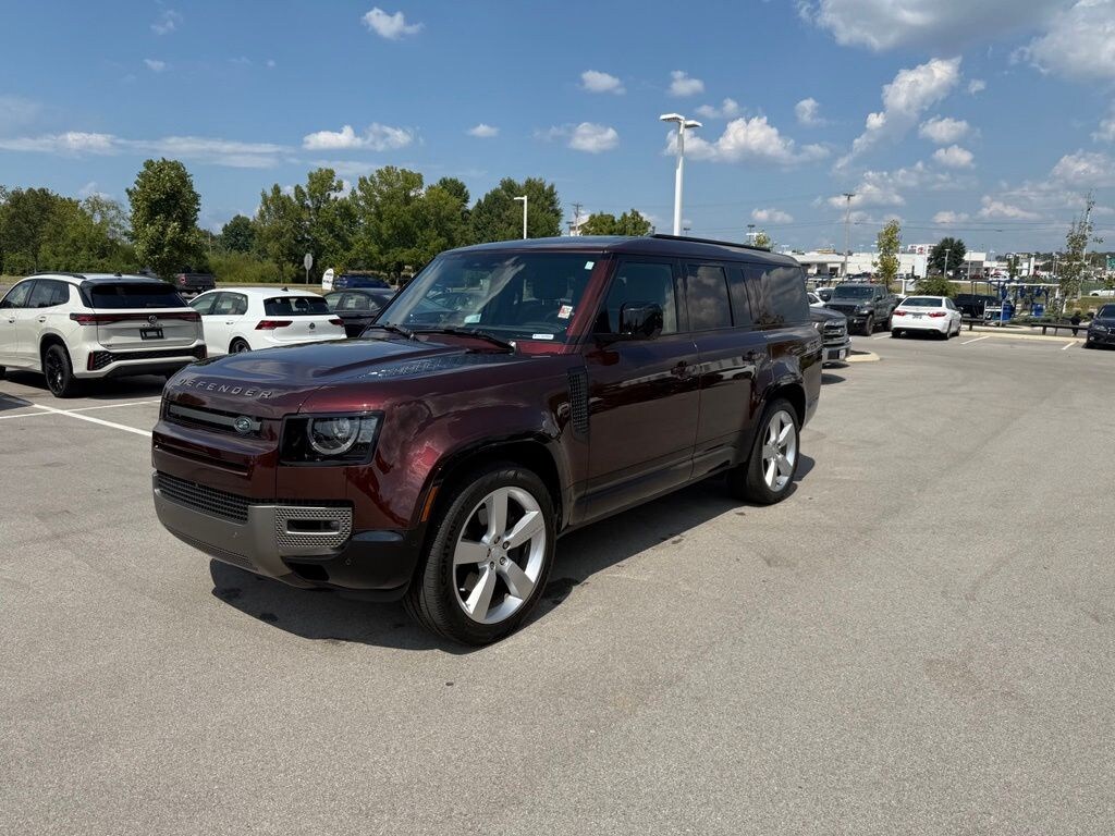 Used 2025 Land Rover Defender 130 X-Dynamic SE SUV